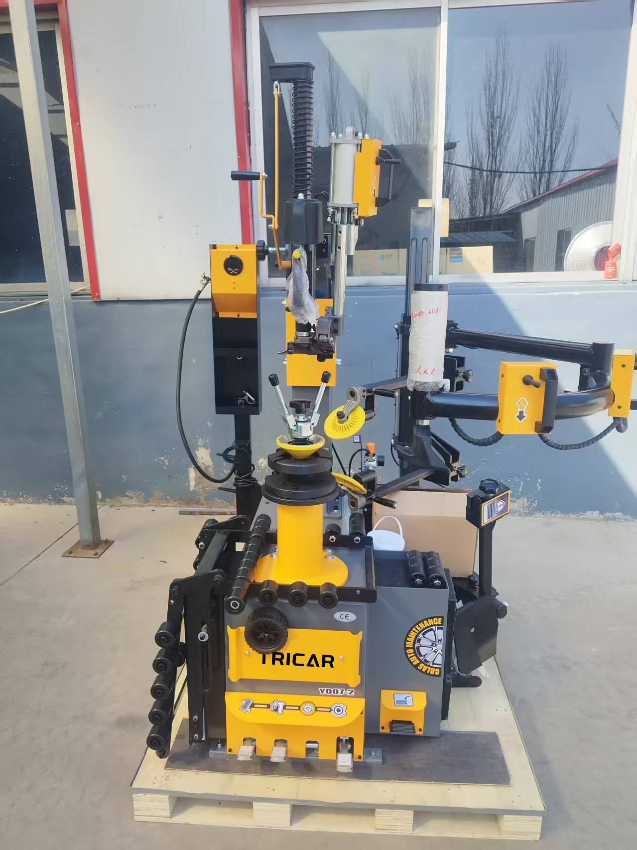 جهاز تغيير إطارات تريكار الفاخ - مراجعة Servo Motor وسعره