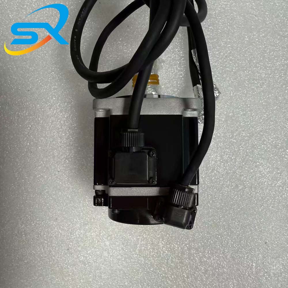 محرك سيرفو يعمل بالتيار المترد - مراجعة Servo Motor وسعره