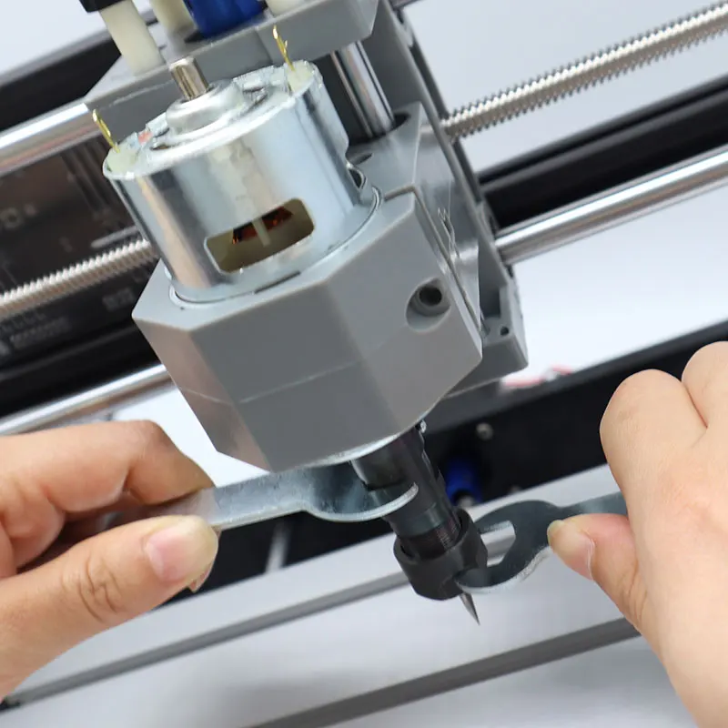 ماكينة طحن CNC صغيرة موديل 301 - مراجعة 3018 Cnc وسعره